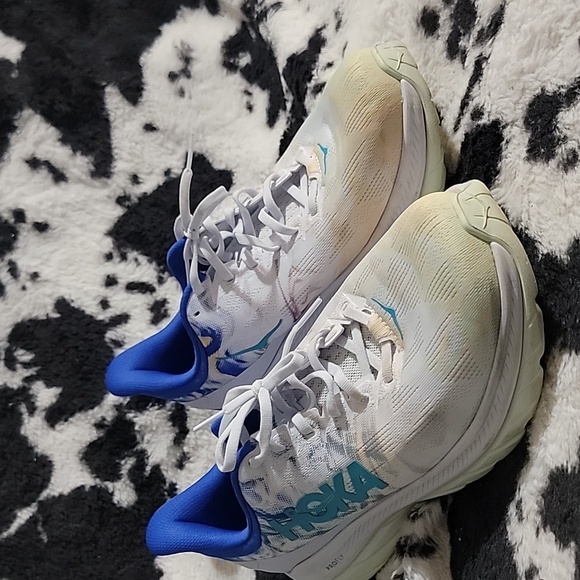 Hoka Mach 4 - Picture 1 of 5